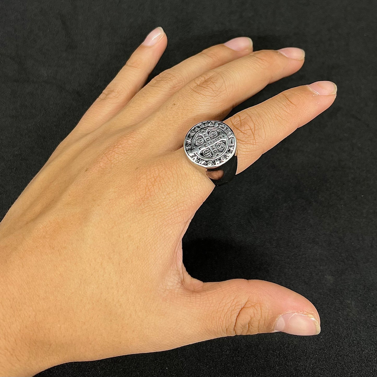 Anillo San Benito Plateado