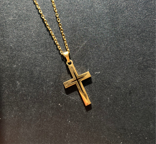 Cadena con dije de cruz