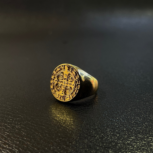 Anillo San Benito Dorado