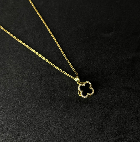 Cadena Trébol dorada