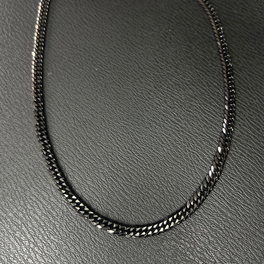 Cadena Martillada Negra